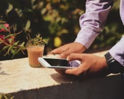Как переводить деньги с карты на телефон?